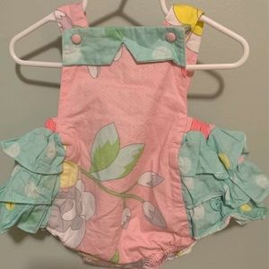 Baby girls bubble size 6-9 months